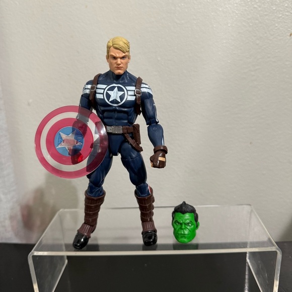 Marvel Legends Series Marvel Comics Commander Rogers 6-Inch Collectible - Picture 1 of 8
